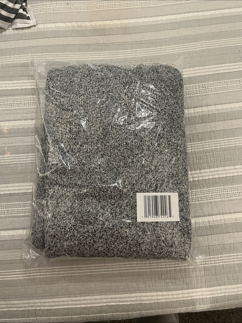Threshold Cozy Gray Sherpa Throw Blanket NWT Soft Plush Home Decor